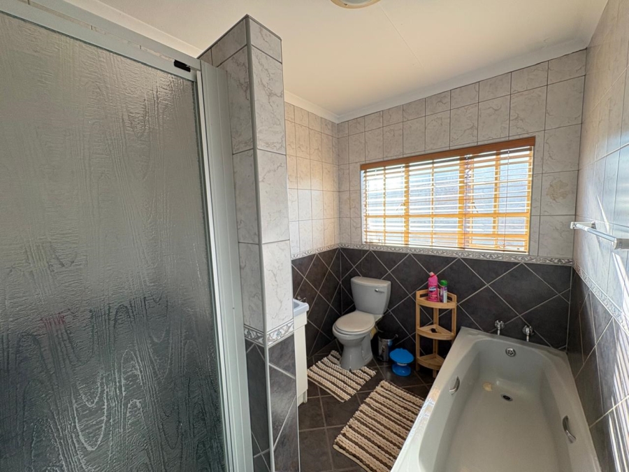 3 Bedroom Property for Sale in Cashan North West
